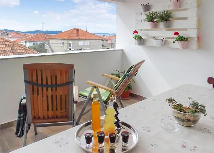 2 Bedroom Awesome In